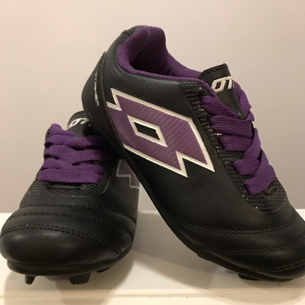 Toddlers Soccer shoes ⚽️
